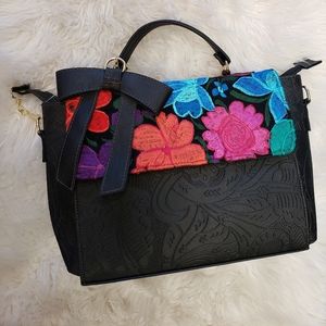 Mexican embroidered handbag.